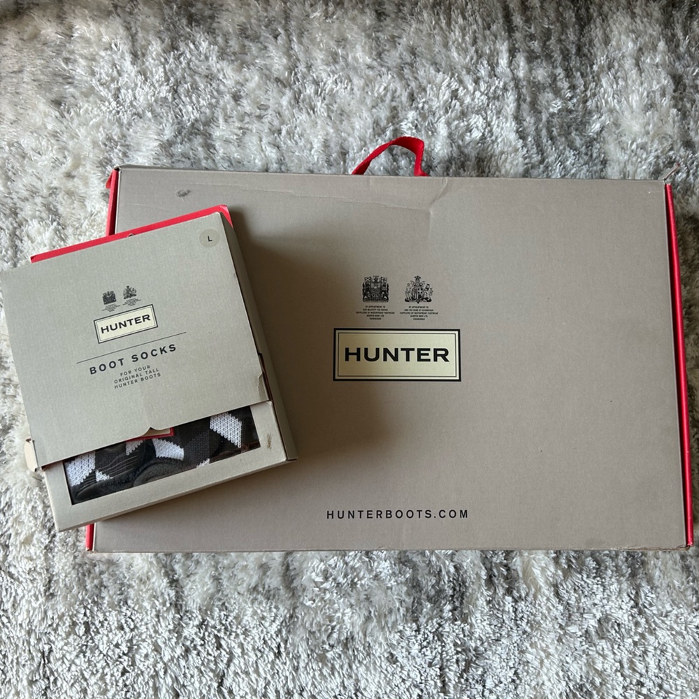 Women’s tall hunter rain boots